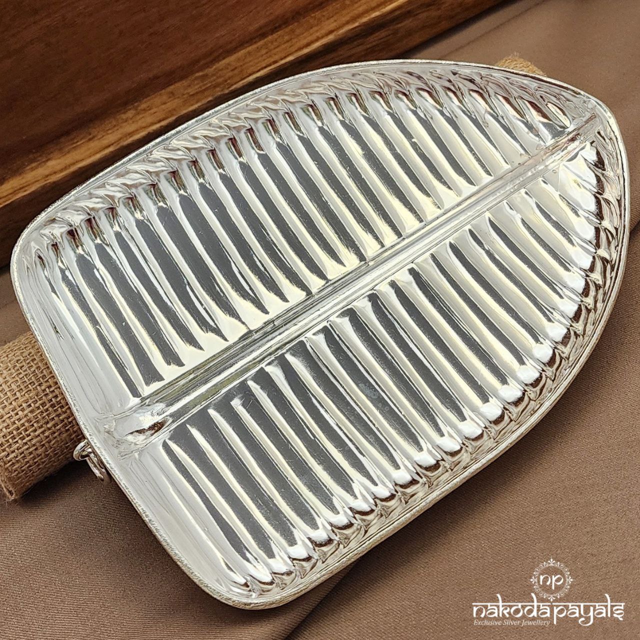 White Banana Leaf Plate (Aa2211)