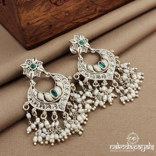 Pearly Green Drop Earrings (C3803)