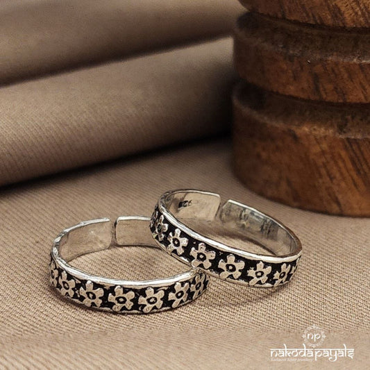 Flower Oxidised Toebands (T4721)