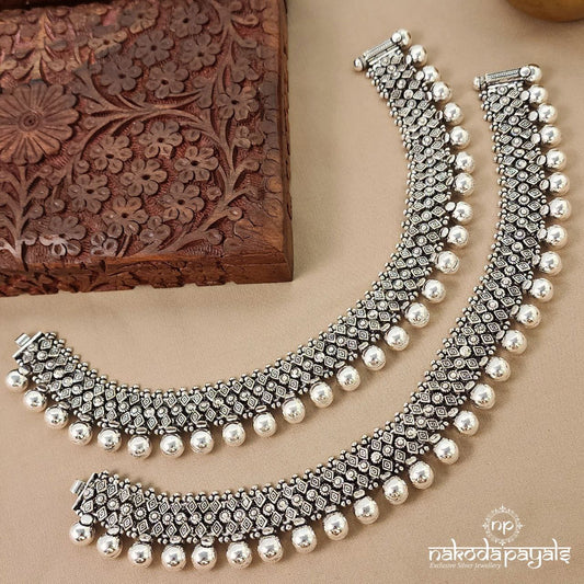 ( 11.5 Inches ) Ball Anklets (A6168)