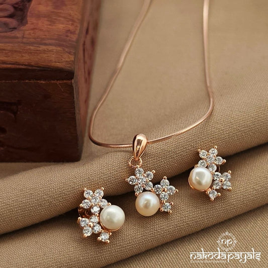 White Pearl Floral Pendant Set (St3992)