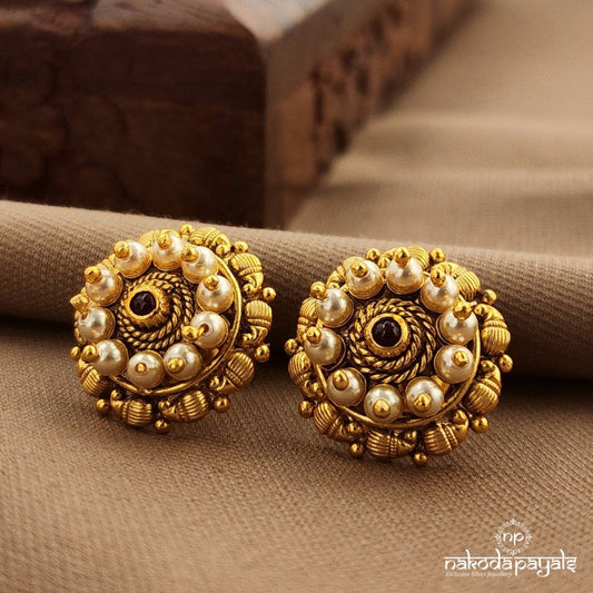 Pearled Studs (Ge10290)