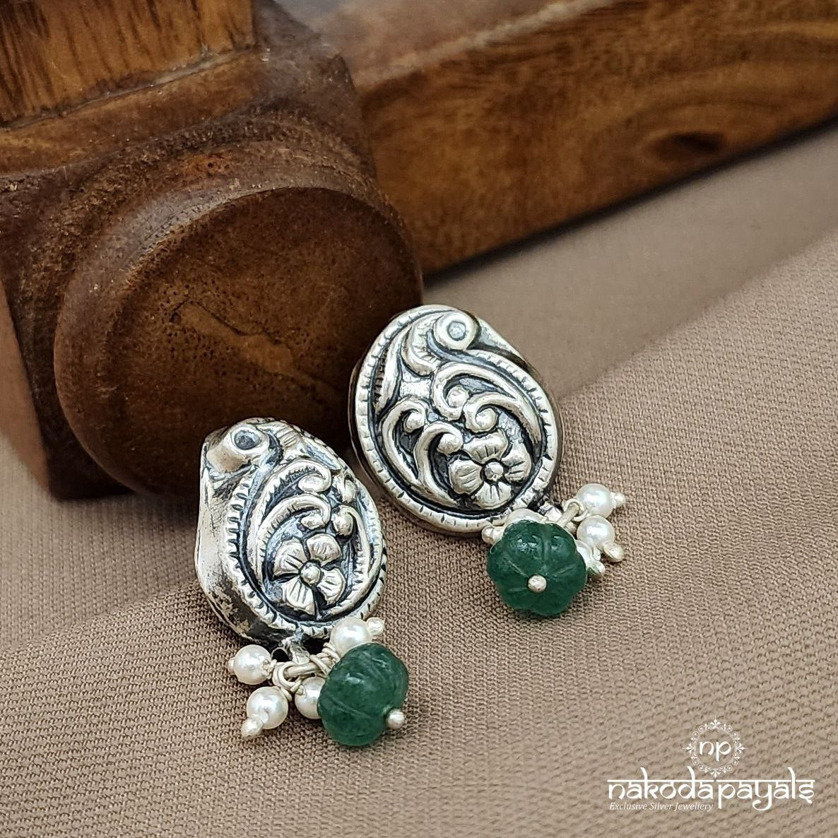Mango Green Drop Studs (S3620a)