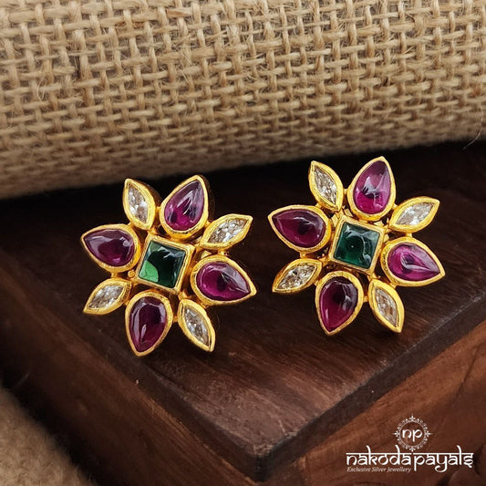 Pinkish Green Studs (Ge9312)