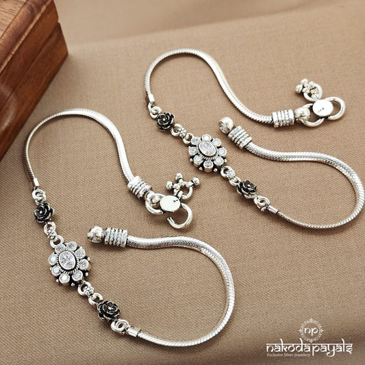 Rose White Oval Anklets (A6518)