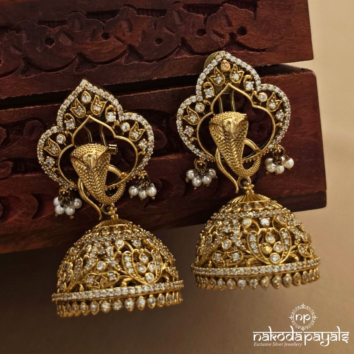 Glorious CZ Jhumka (Ge10983)