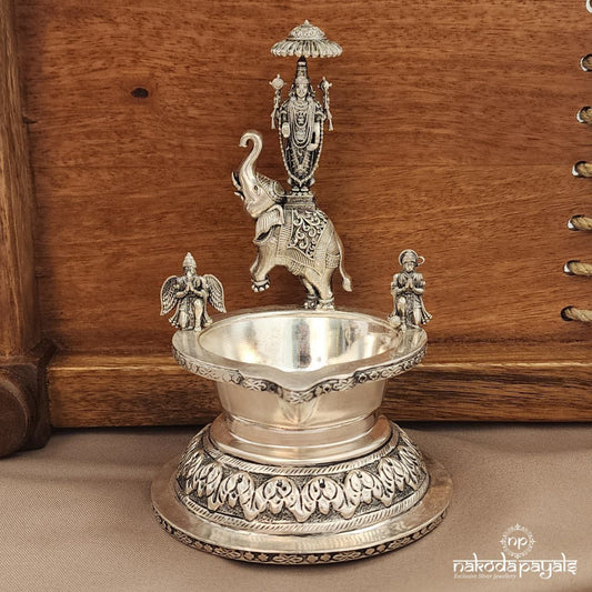 Gaja Vahana Vishnu Kamakshi Deepam (Aa2051)