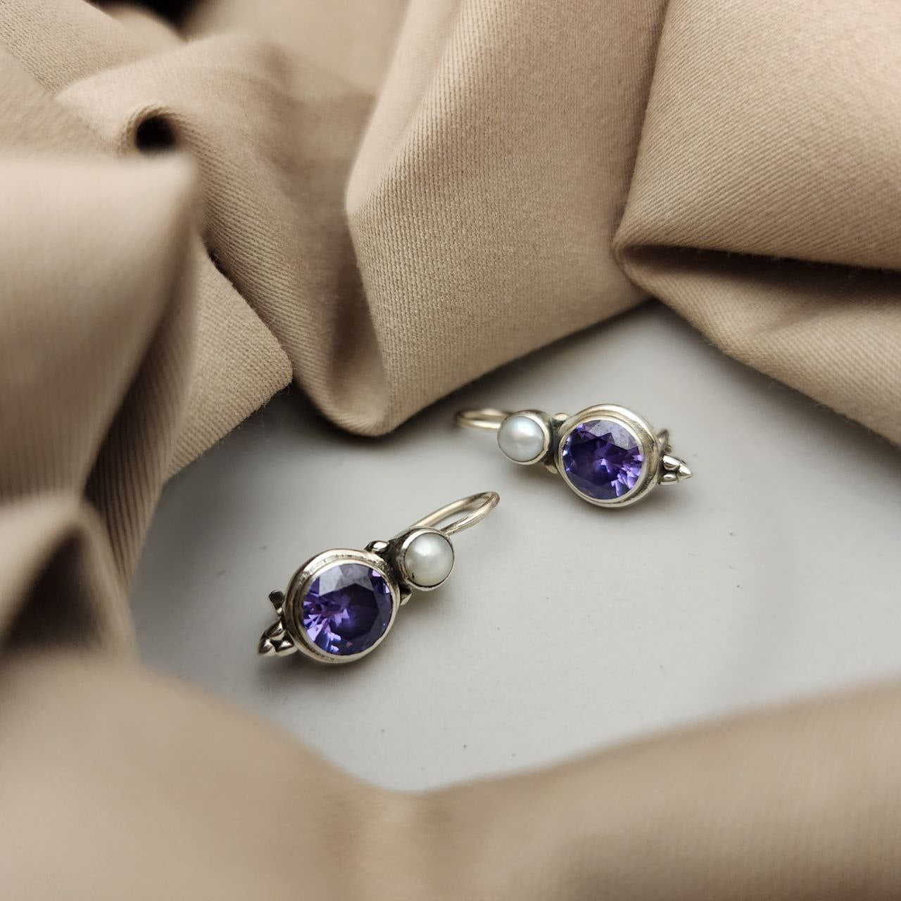 Pearl Hanging (H2050-57)