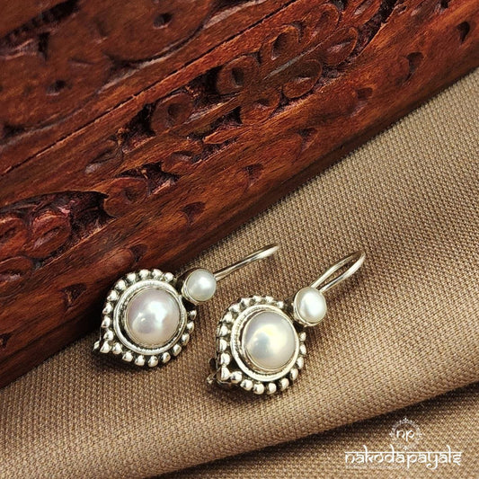 Pearled Drop Hanging (S9555)