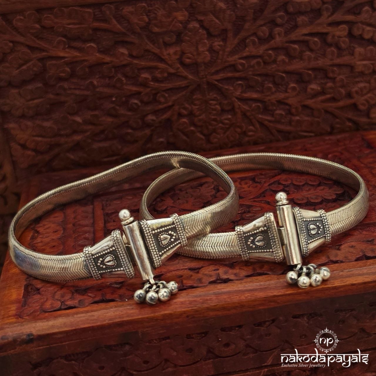 Flat Heart Edges Hyderabadi Anklets (A6881)