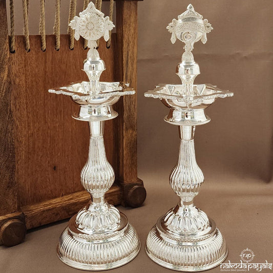 Shanku Chakra Deepam Pair (Aa2288-89)