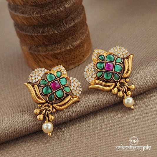 Lotus Kundan Studs (Ge10073)