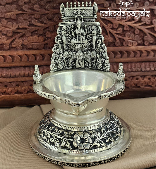 Kamakshi Deepam (Aa2566)