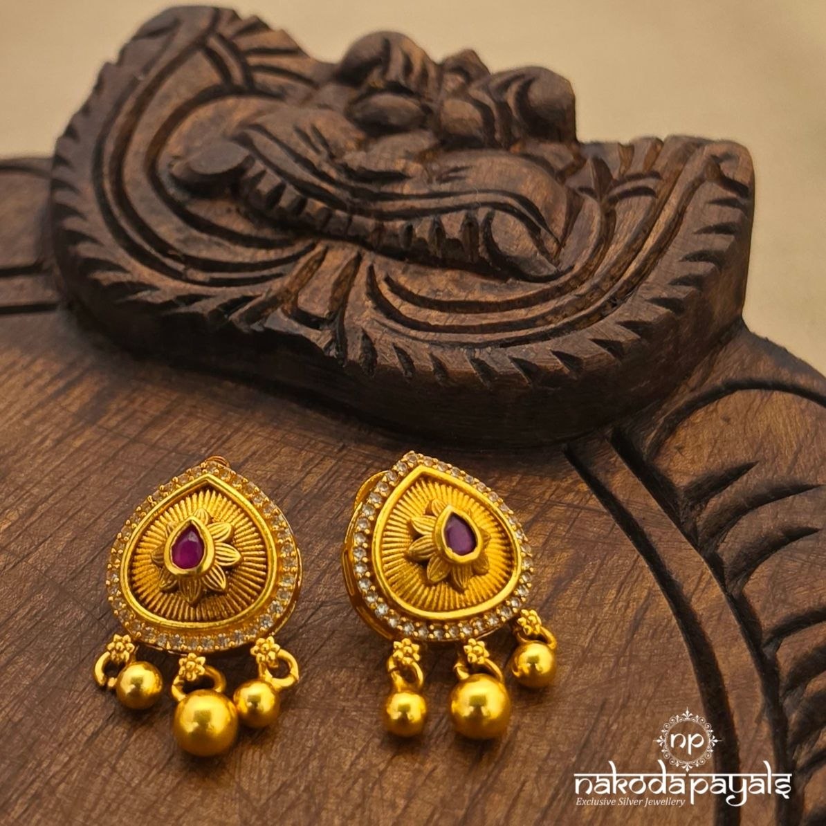 Pink Drop Studs (Ge11589)