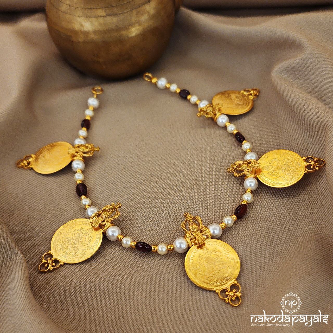 Charming Coined Floral Neckpiece (Gn8476)