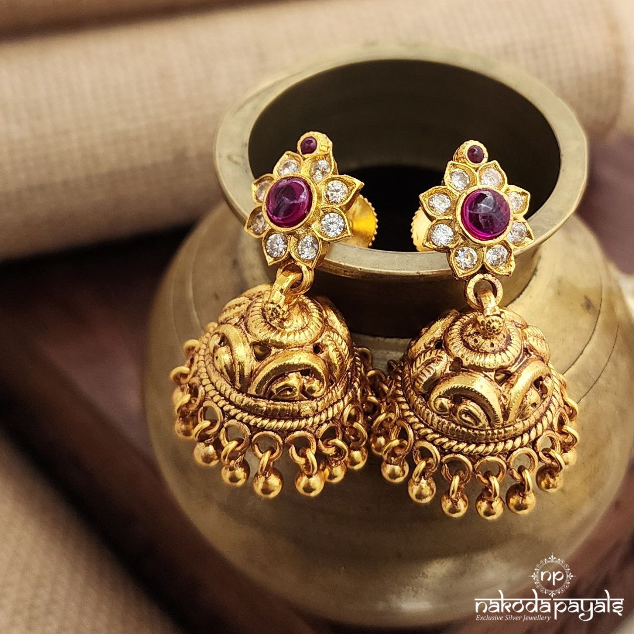 Kemp Dot Jhumka (Ge9479)