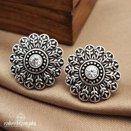 Leafy White Toerings (T4616)