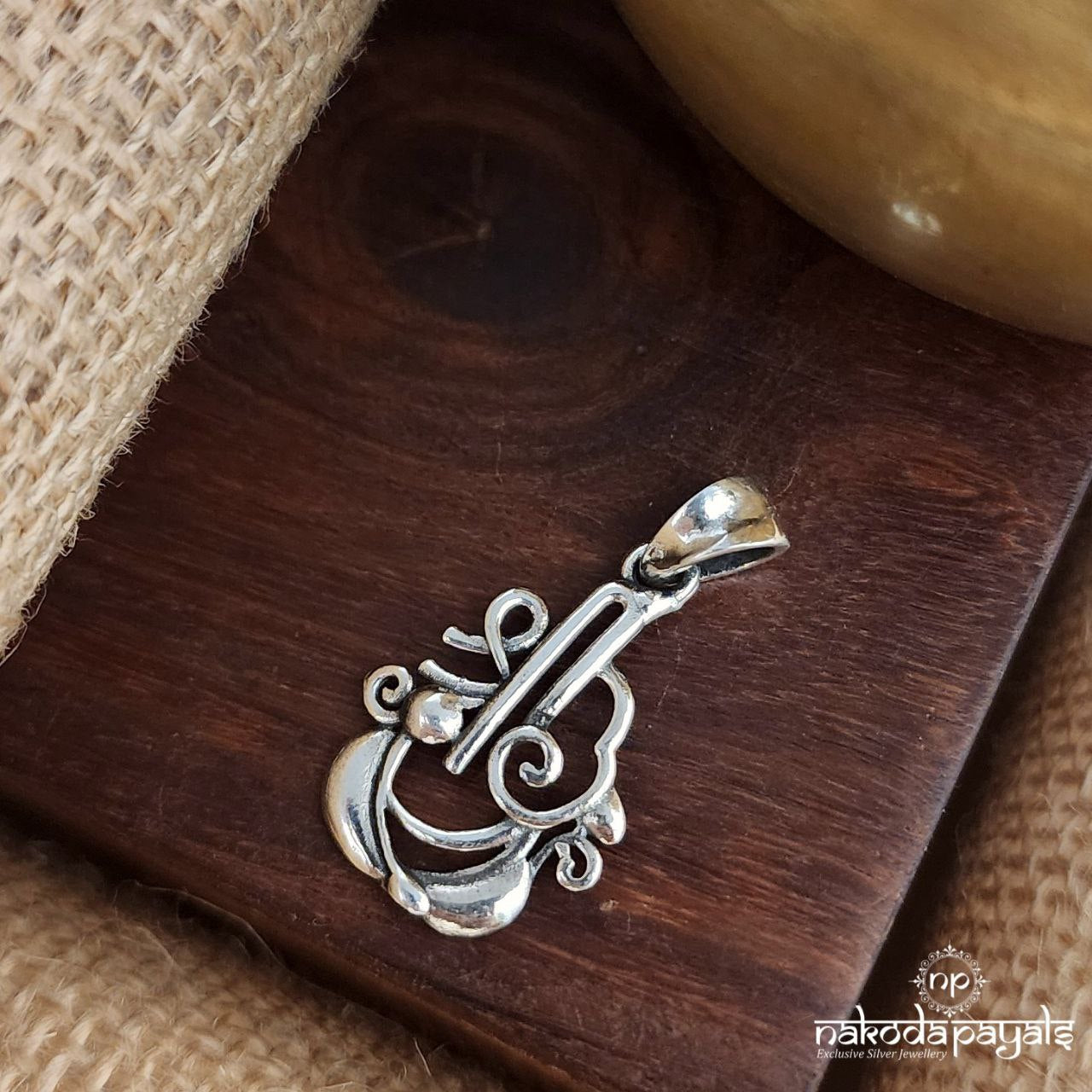 Shree Pendant (P2422)