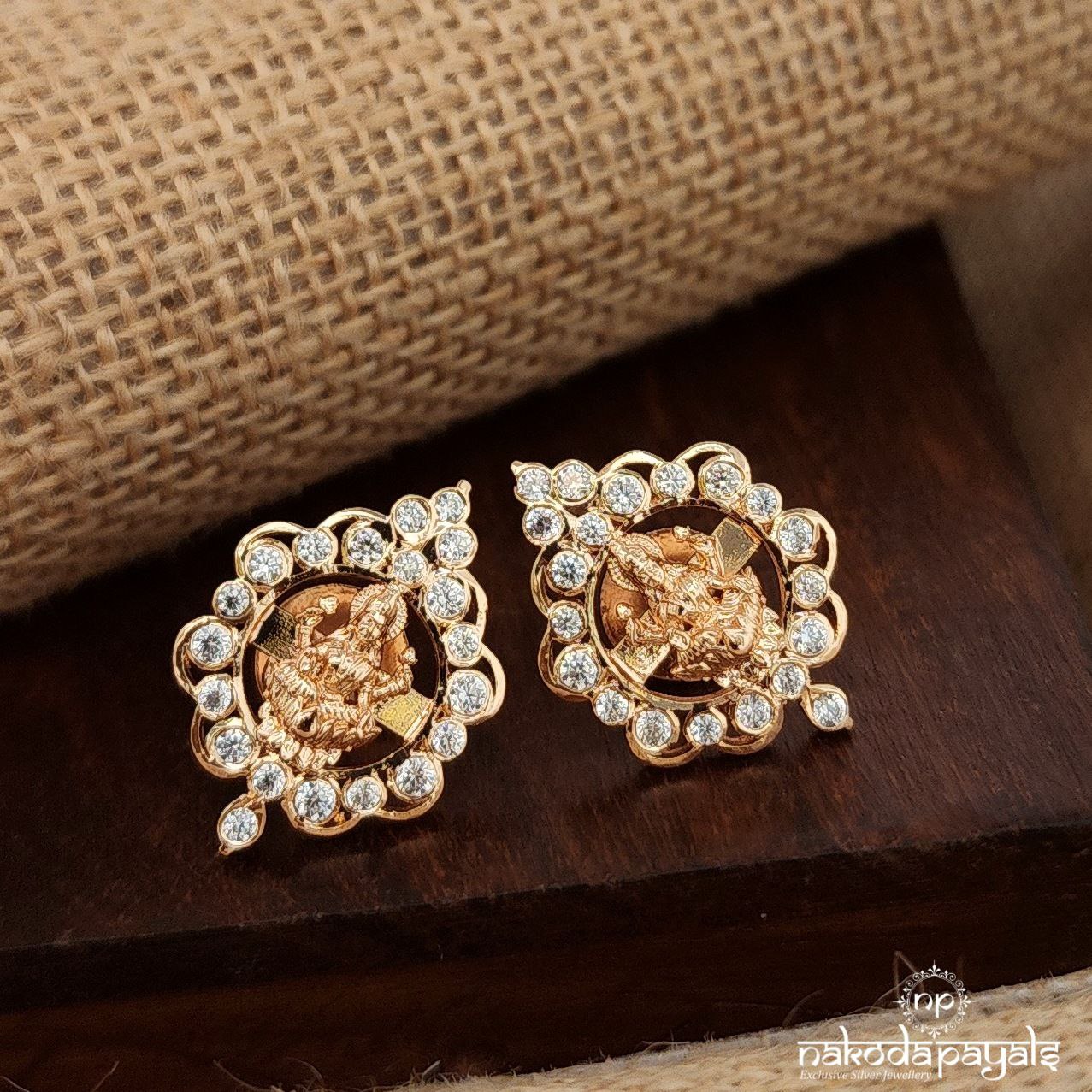 Stunning Lakshmi Studs (Ge9487)
