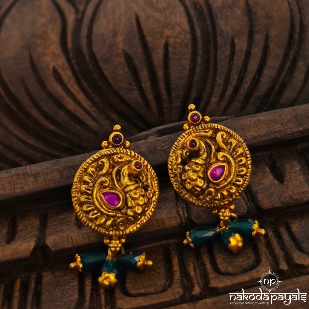 Peacock Green Drop Earrings (Ge11588)