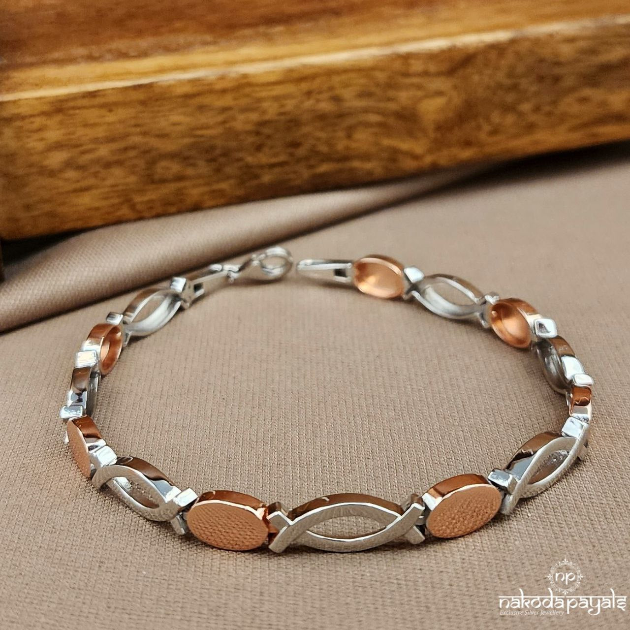 Glorious Rose Gold Men's Bracelet (Mc1077)