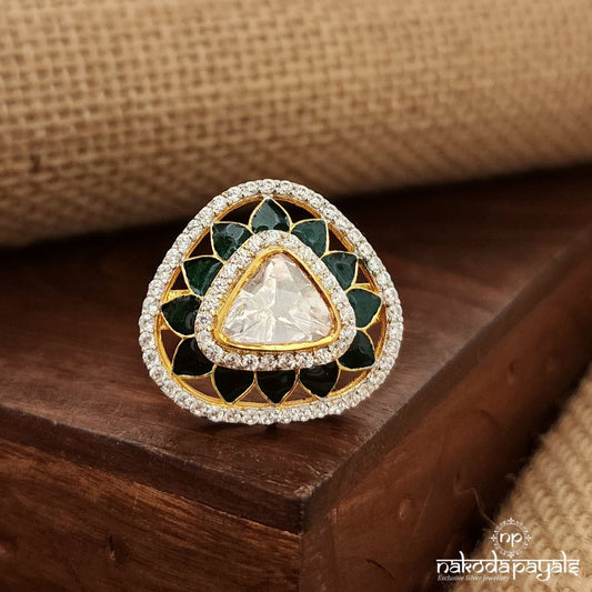 Green Triangular Moissanite Finger Ring (F2717)