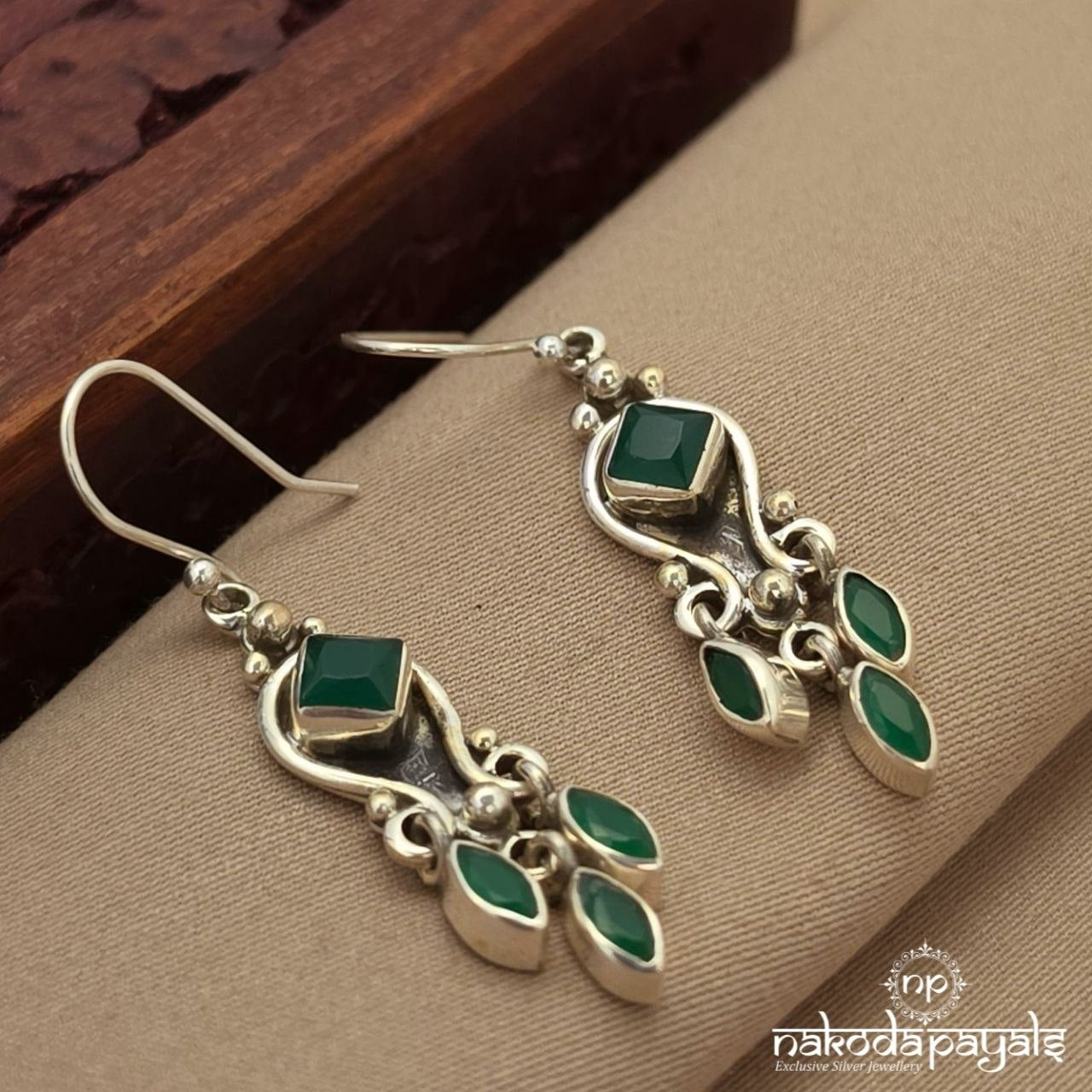 Greenish Oxidised Hanging (H1710)