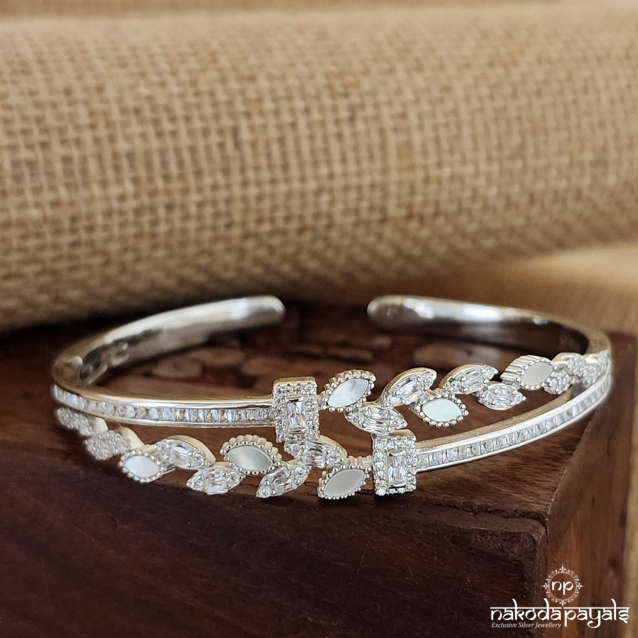 MOP Leafy Kada (Sk1084)