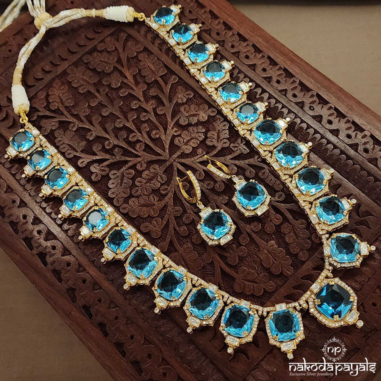Grand Sea Blue Moissanite Neckpiece With Earrings (Gn9179)