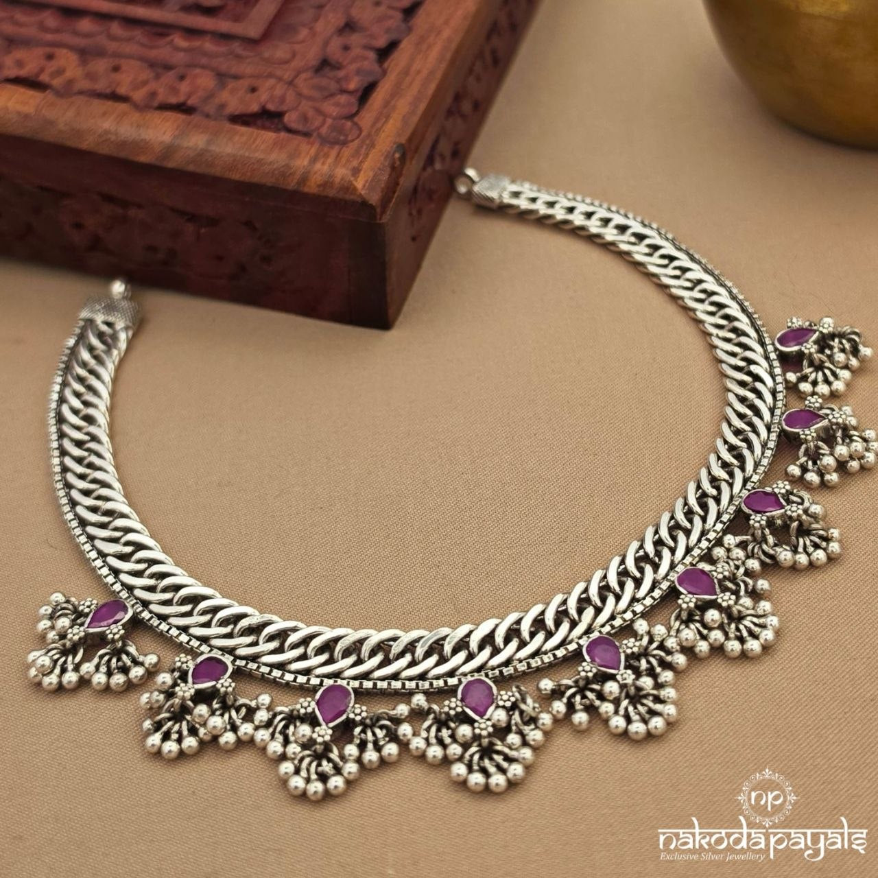 Pink Dot Floral Neckpiece (N11910)