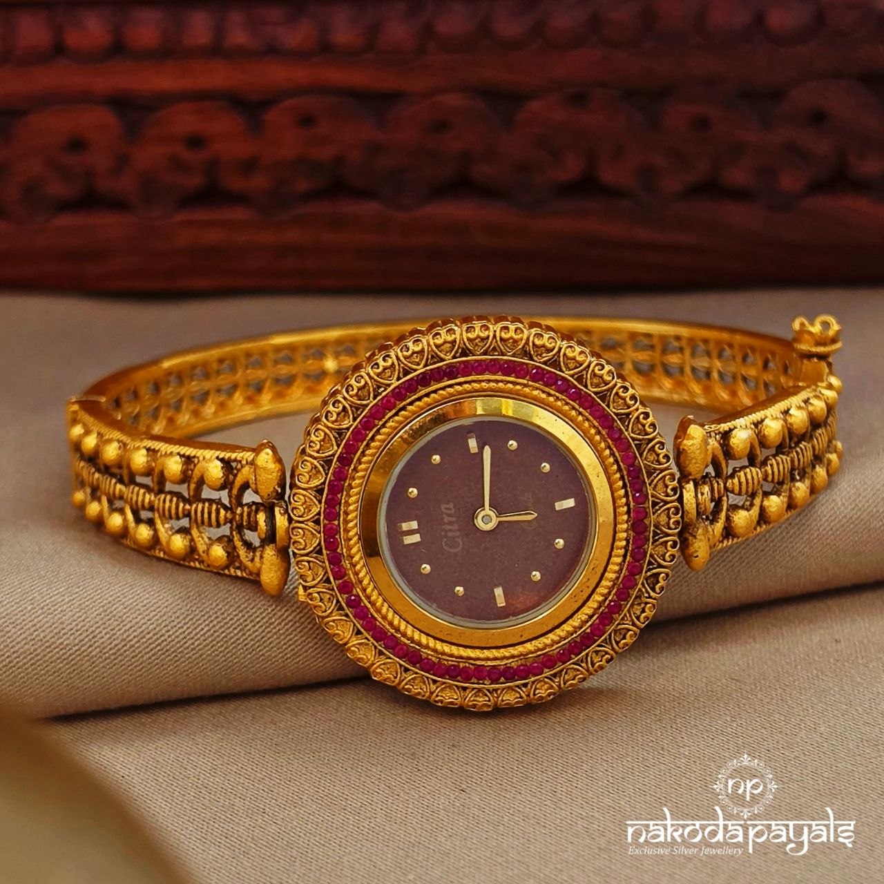 Captivating Watch Cum Kada  (W0291)