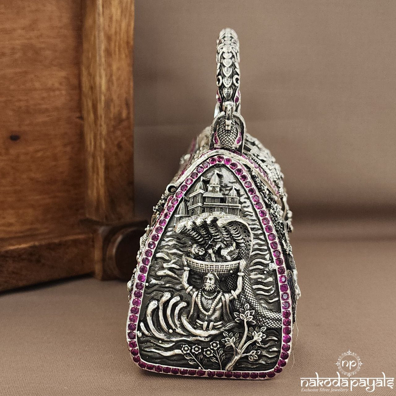 Life Of Krishna Kemp Purse (Esa321)