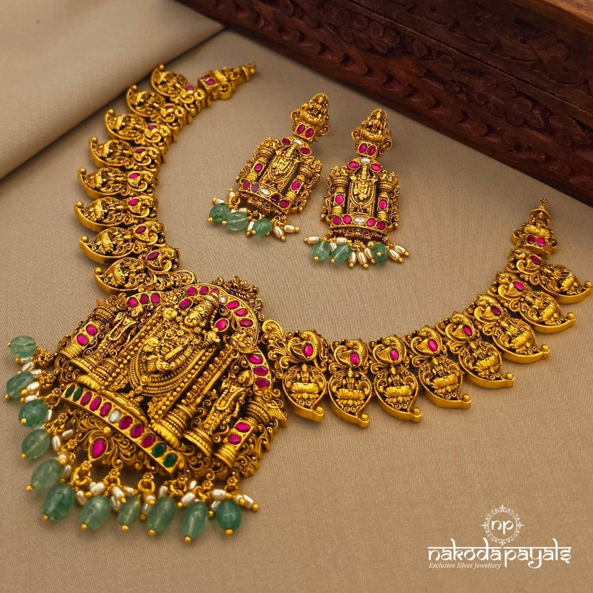 Tirumala Venkateshwara Mango Neckpiece (Gn10907)