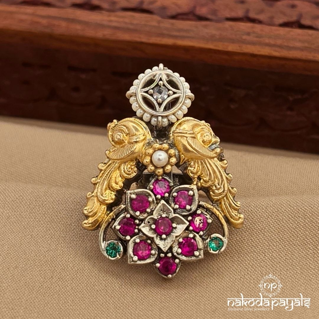 Endearing Peacock Finger Ring (F3005)
