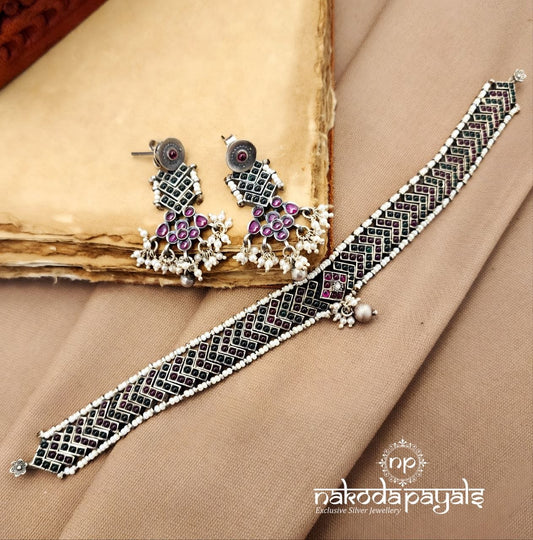 Stylish Oxidised Choker With Earring (N11669)