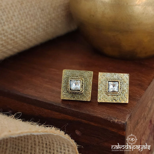 Mini Square White Studs (Ge8577)