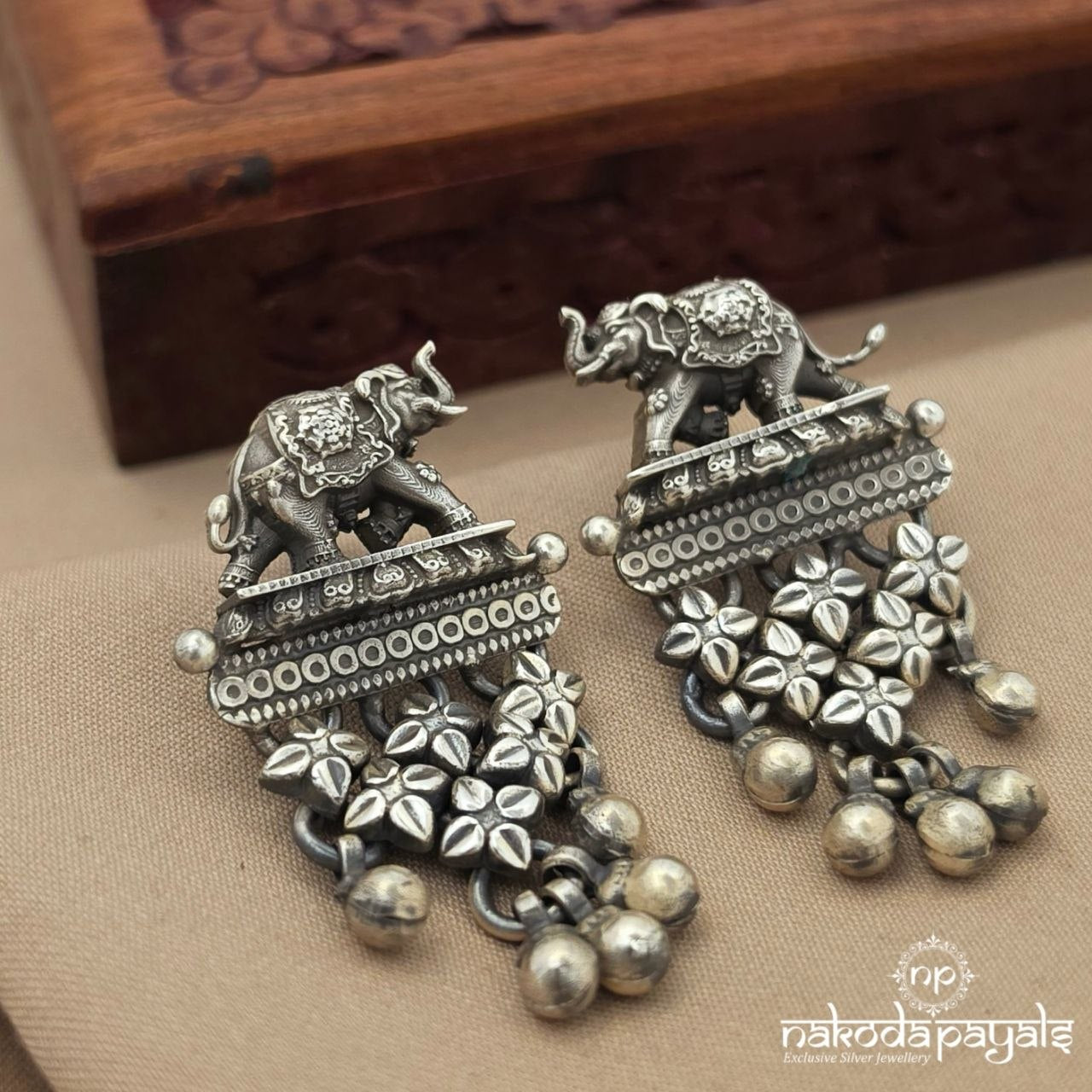 Elegant Floral Chandbali (C4200)