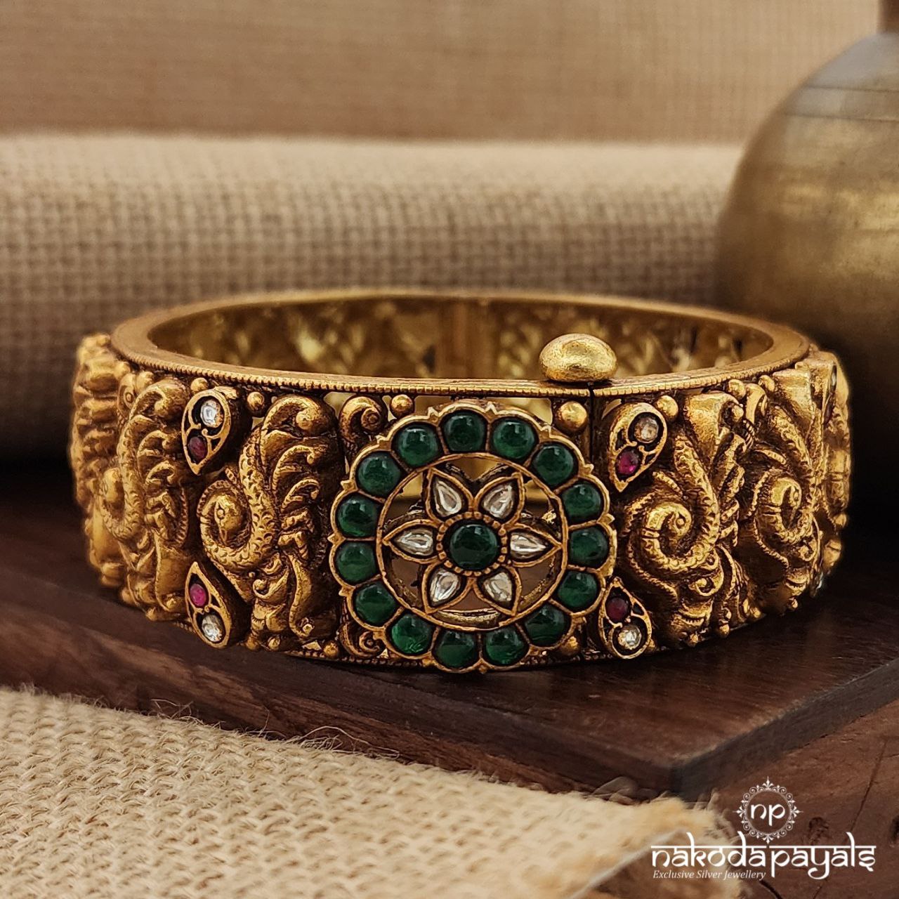 Grand Kundan Screw Kada (Gk2976)