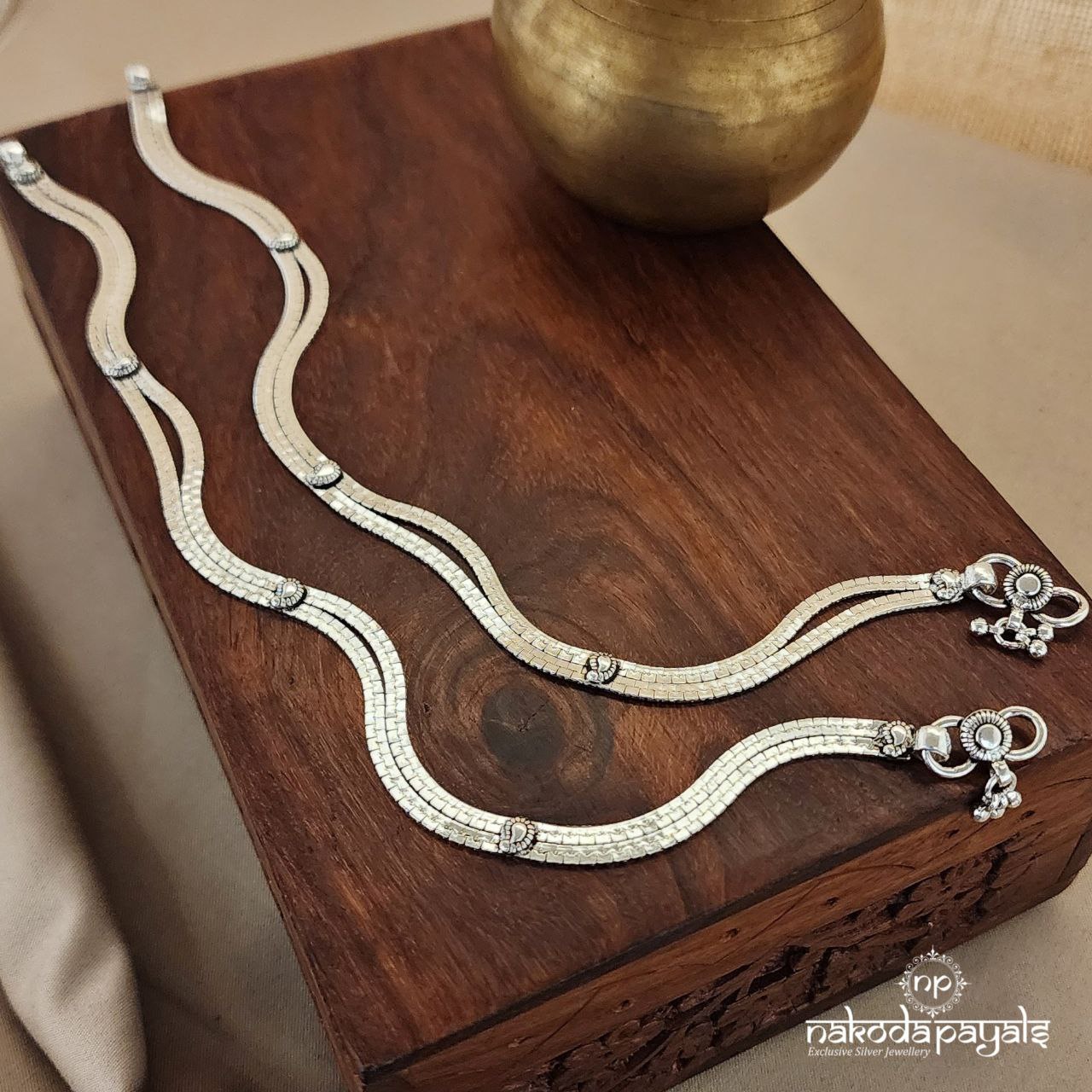 Elegant Mango Anklets (A6089)