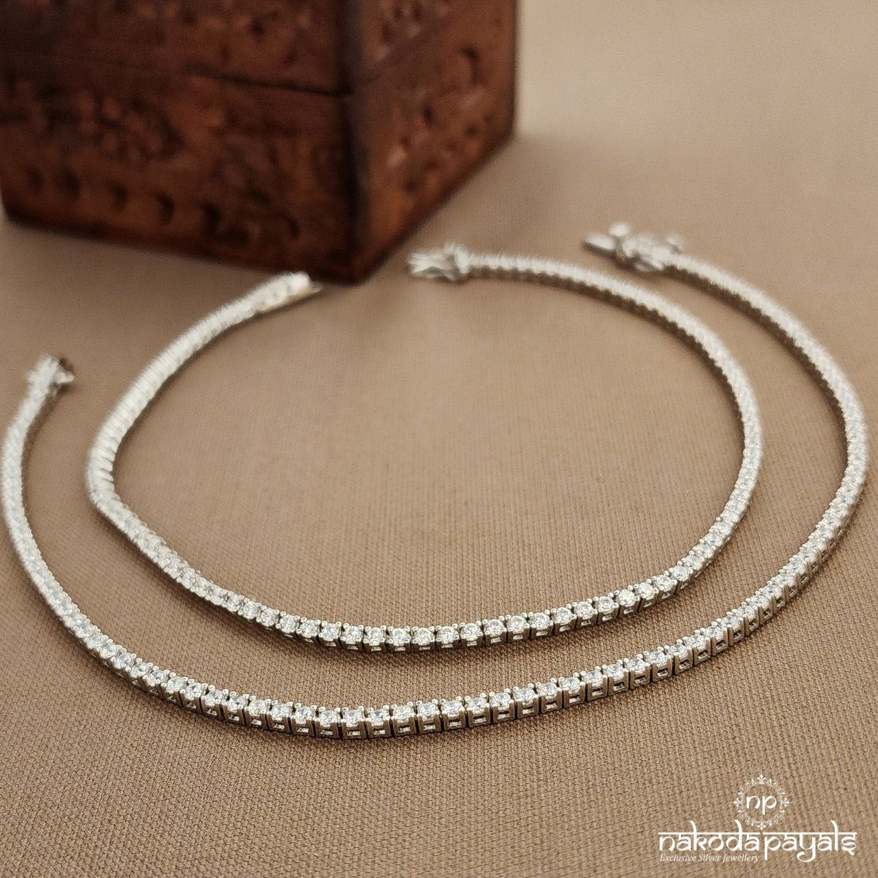 Sparkling White Anklets (A6718)