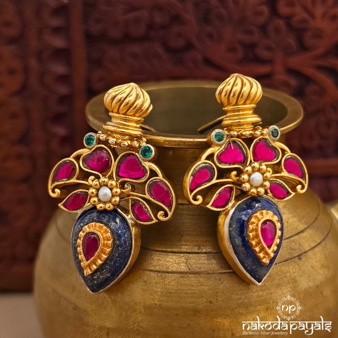 Traditional Pink Floral Studs (Ge11277)