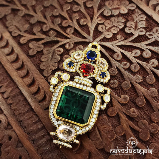 Squarish Emerald Green Moissanite Brooch (St3506)