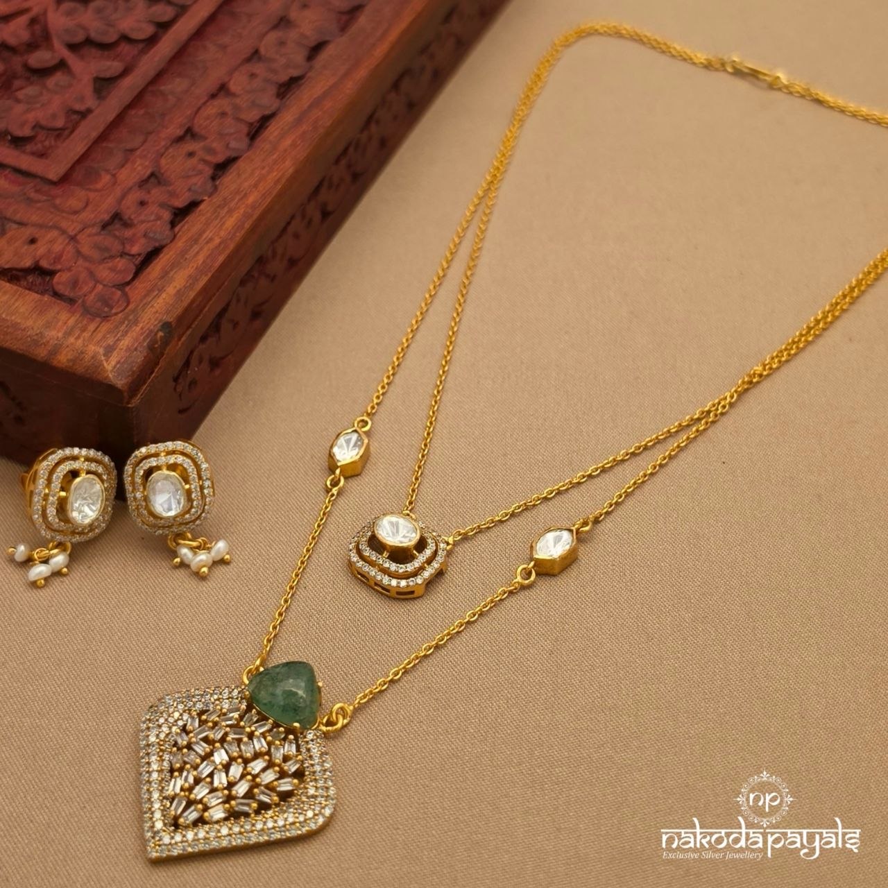 Double Layered Moissanite Neckpiece With Earrings (Gn10205)
