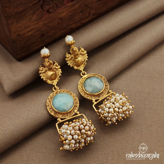 Circular Blue Pearled Earrings (Ge10279)