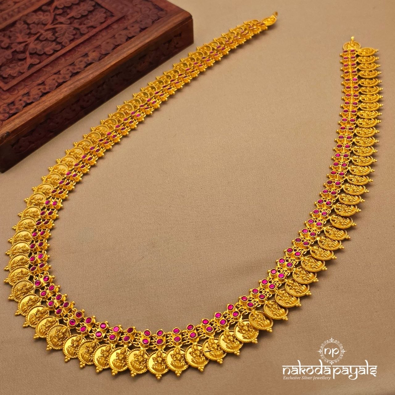 Traditional Bridal Lakshmi Kasu Neckpiece (Gn10380)