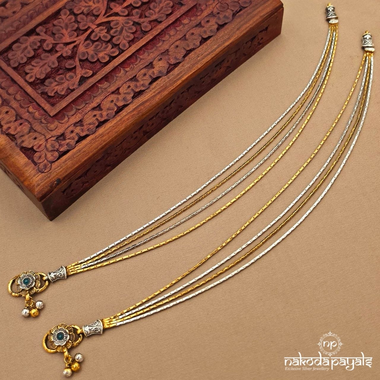Elegant  Dual tone Anklet (A7025)
