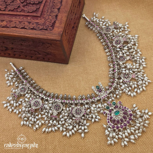 Guttapusalu Shanku Chakra Neckpiece (N12008)