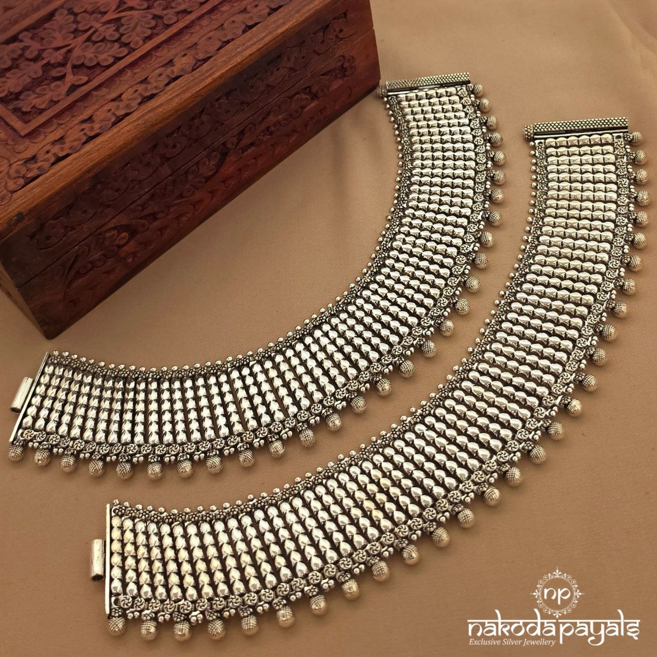 Exemplary Ball Drop Anklets (A7073)