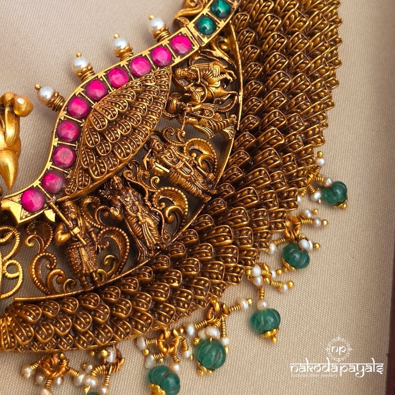 Exquisite Mayura Vaibhav Venkatraman Neckpiece (Gn10172)