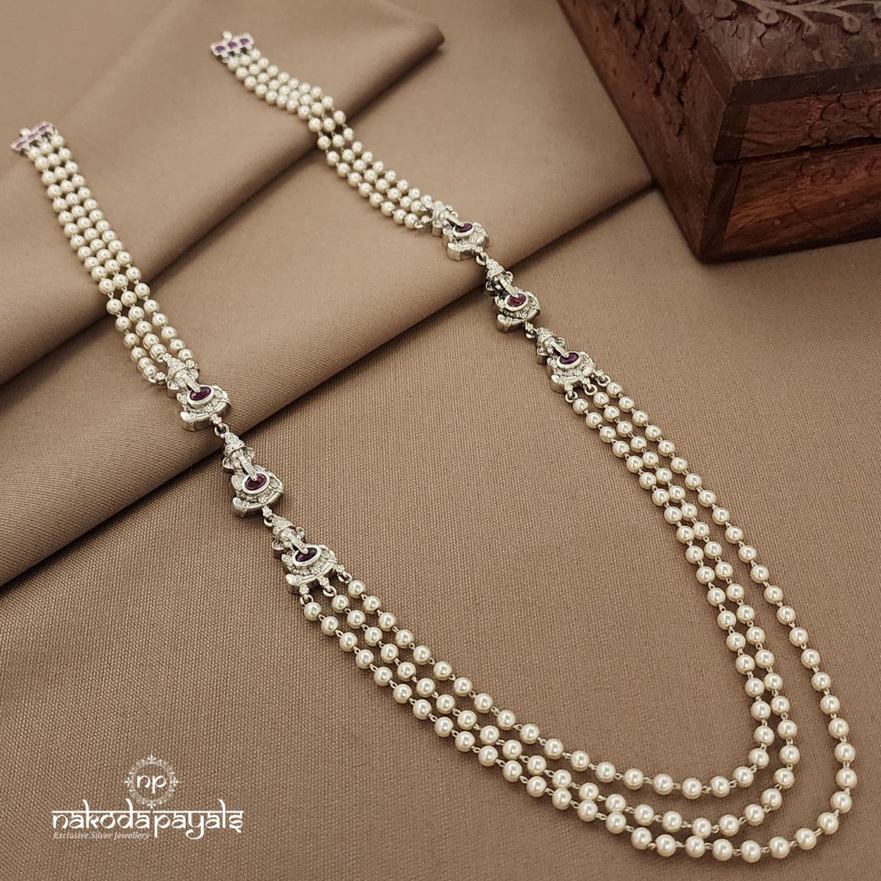 Ganesha Pearled Neckpiece  (N11462)